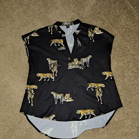 SHEIN Tops - Leopard Blouse
